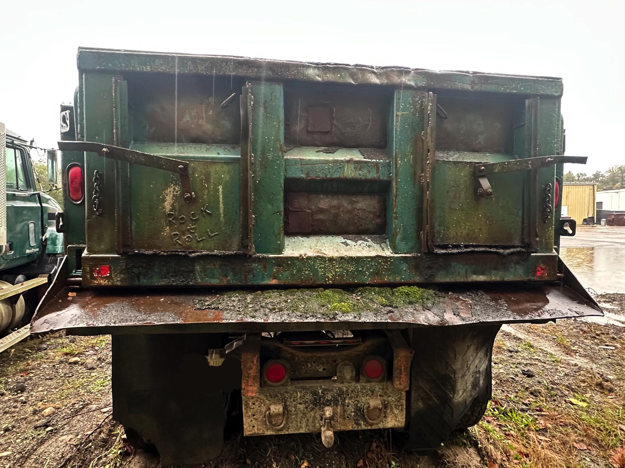 1995 FORD L8000 - Image 4